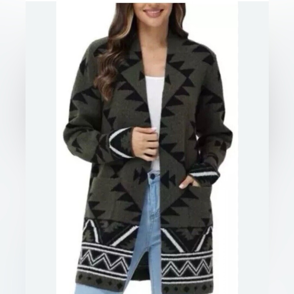 Frye Olive Green Aztec Cardigan with pockets size Small